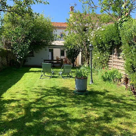 L'escale, A La Campagne Ferienhaus *