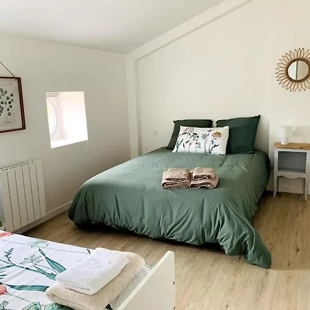 L'escale, A La Campagne Frossay